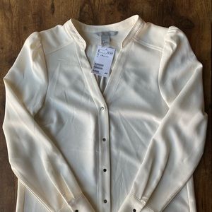 Long sleeve ladies dress shirt